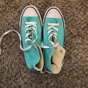 Women’s converse